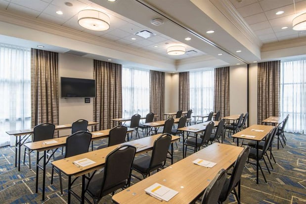 Images Hampton Inn & Suites Tulsa Downtown
