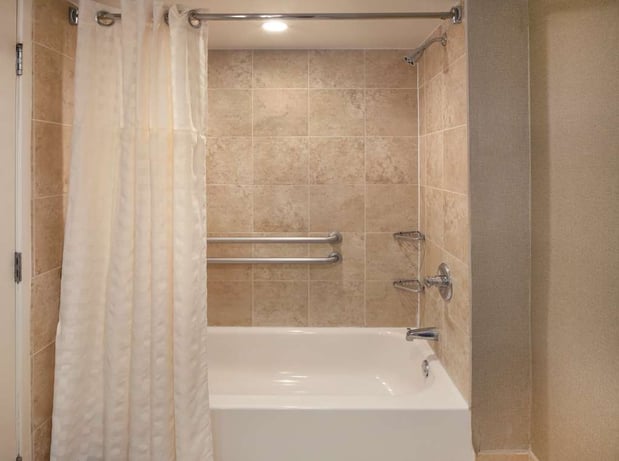 Images Embassy Suites by Hilton Philadelphia Airport