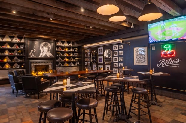 Images Artie's Backroom & Rooftop