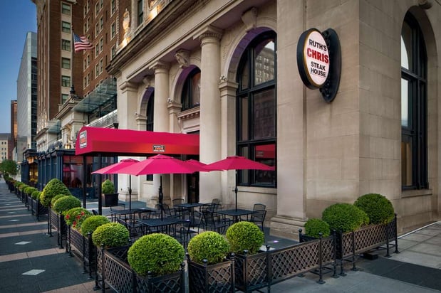 Images Amway Grand Plaza, Curio Collection by Hilton