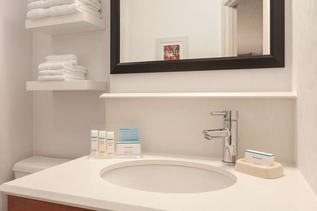 Images Hampton Inn Des Moines-Airport