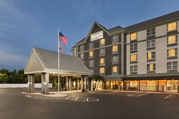 Images Spark by Hilton Orlando Universal Blvd