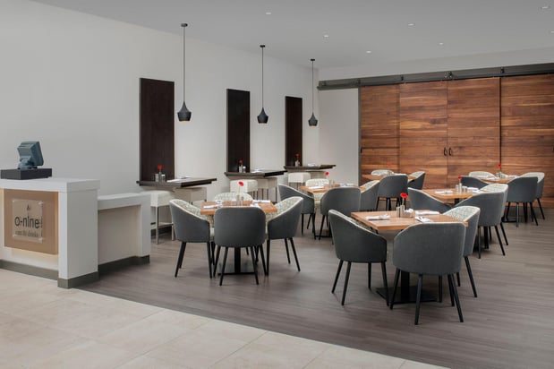 Images Crowne Plaza San Antonio Airport by IHG