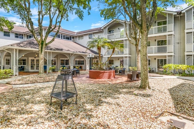 Images Meridian at Lantana