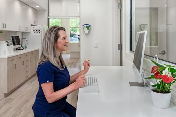 Images Petfolk Veterinary & Urgent Care - Ballantyne