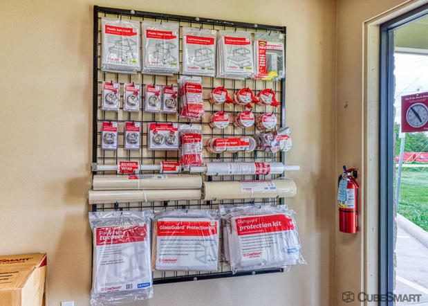 Images CubeSmart Self Storage