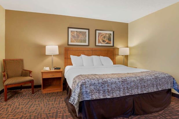 Images Best Western Louisville East Inn & Suites