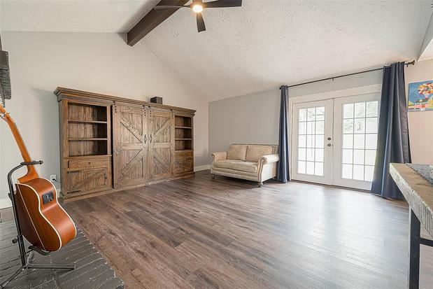 Images Cesar Espinoza Realtor/ Equity Houston
