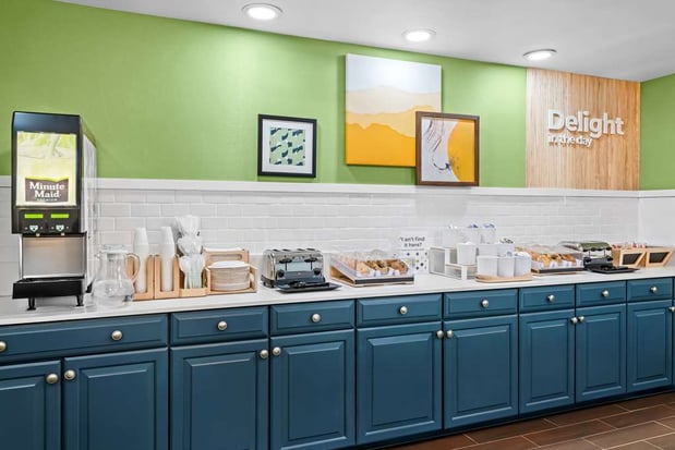 Images Spark by Hilton Oxford