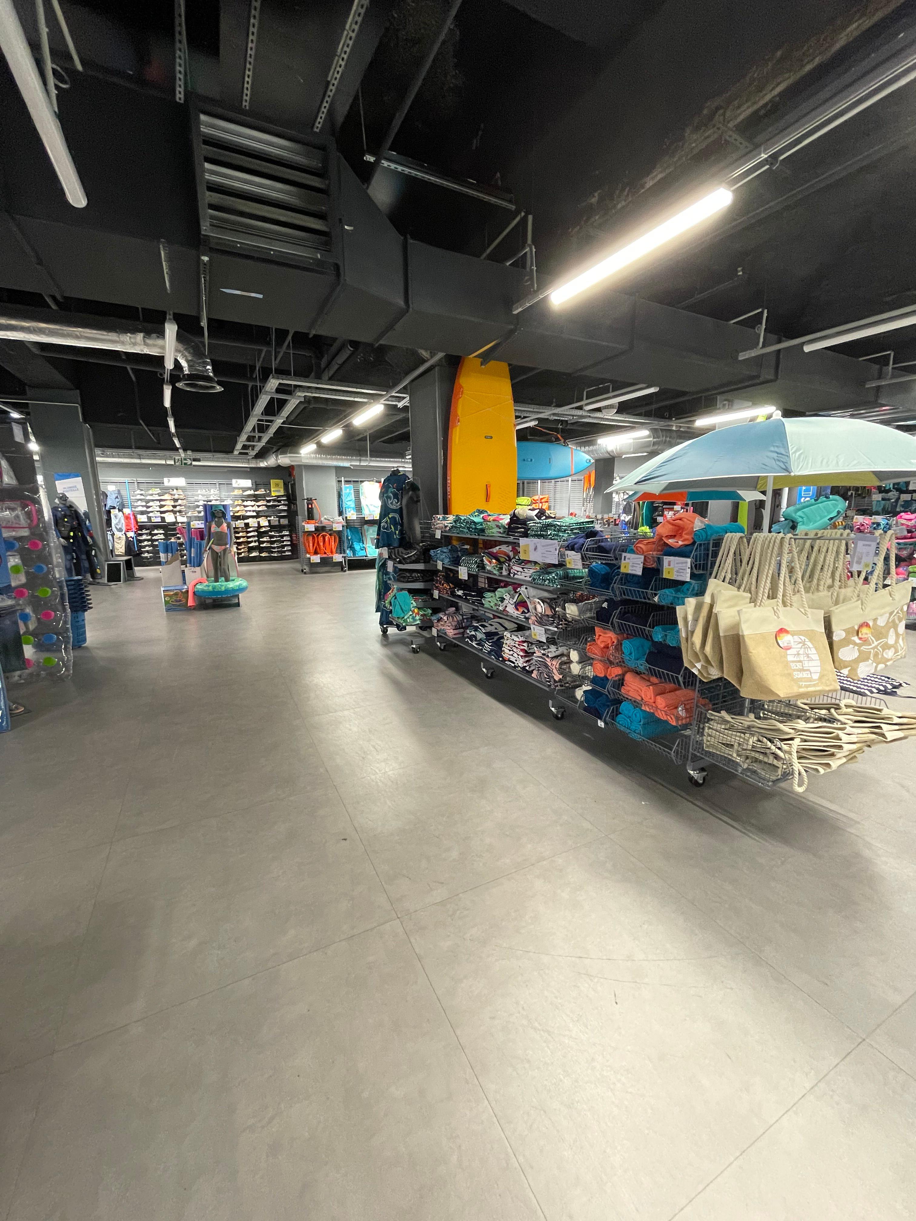 Foto 10 di Decathlon Nice TNL