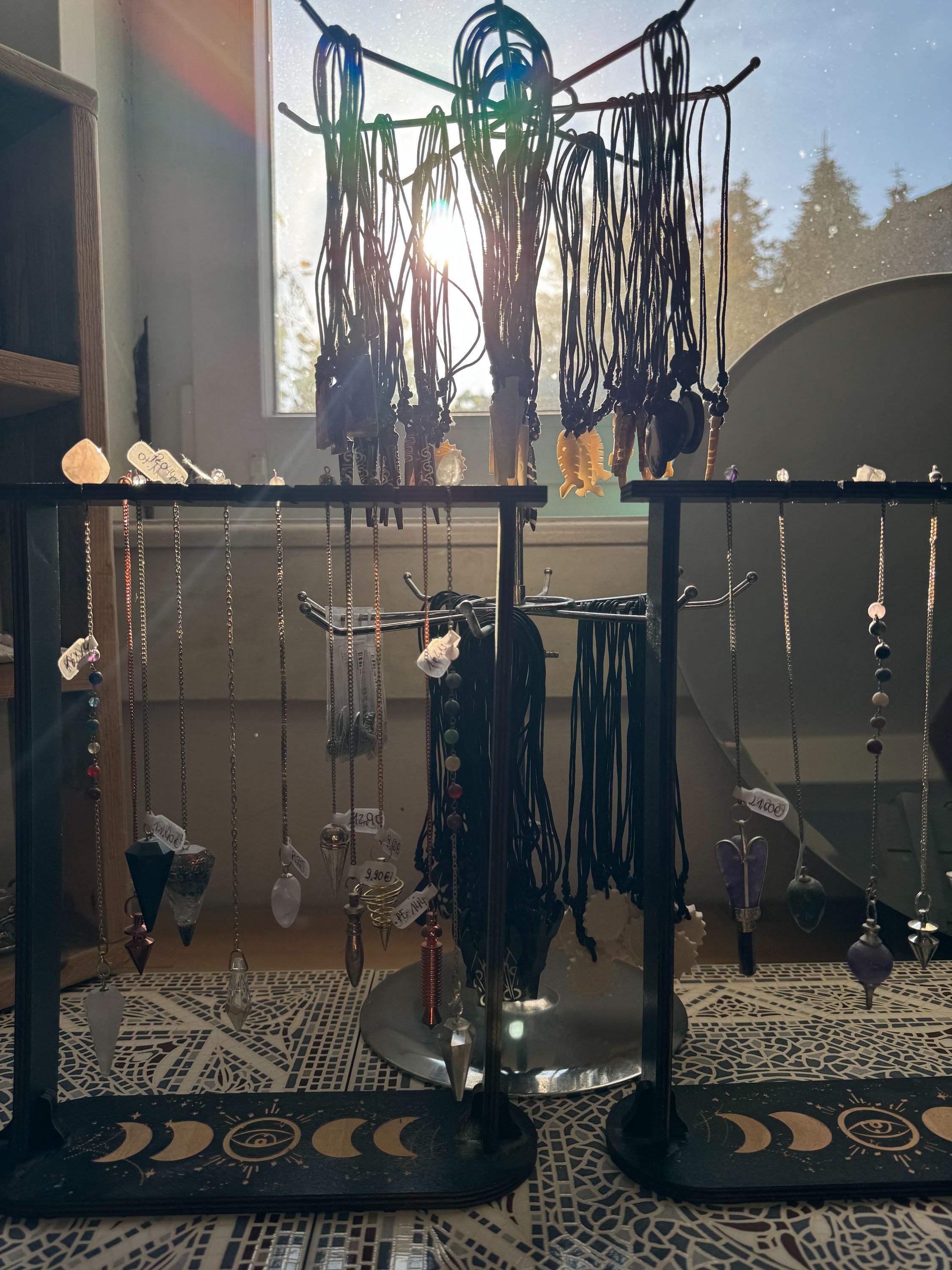 Manoja Esoterik, Wikingerstraße 41 in Offenbach Am Main