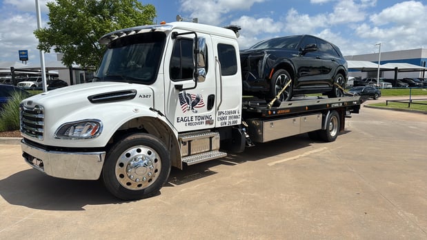 Images Eagle Towing & Recovery