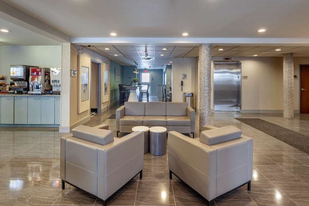 Images Best Western Plus Woodstock Inn & Suites