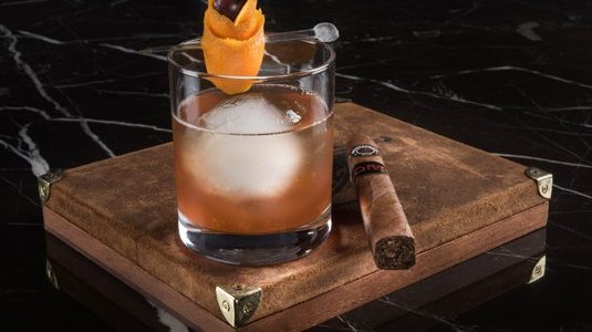 Montecristo Cigar Bar