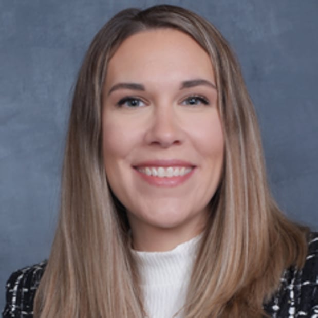 Images Edward Jones - Financial Advisor: Elizabeth Luckenbill, AAMS®