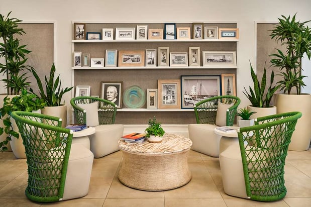 Images Faro Blanco Resort & Yacht Club Marathon, Curio by Hilton