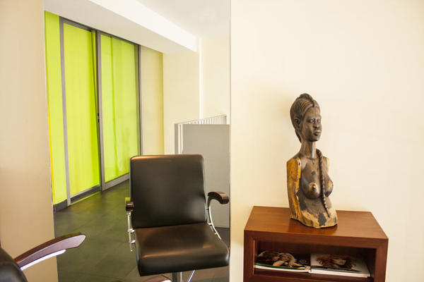 Scheideplatz im Salon SARON GHEZAI hair'n body