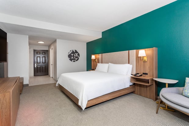 Images Holiday Inn & Suites Daytona Beach on the Ocean by IHG