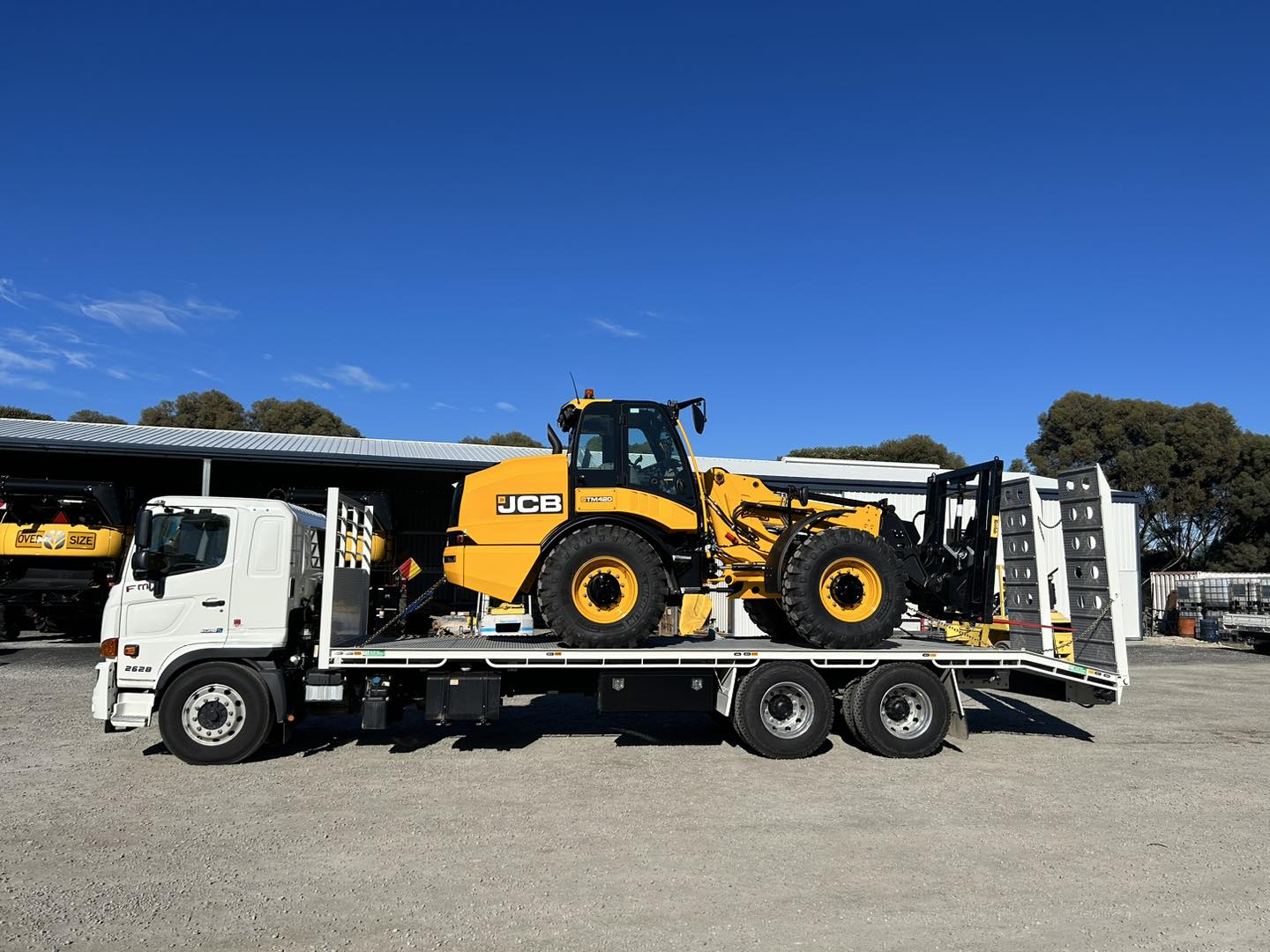 Images South East JCB