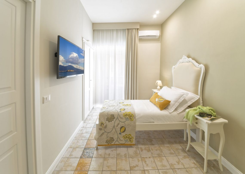 Gentile Relais Napoli B&B