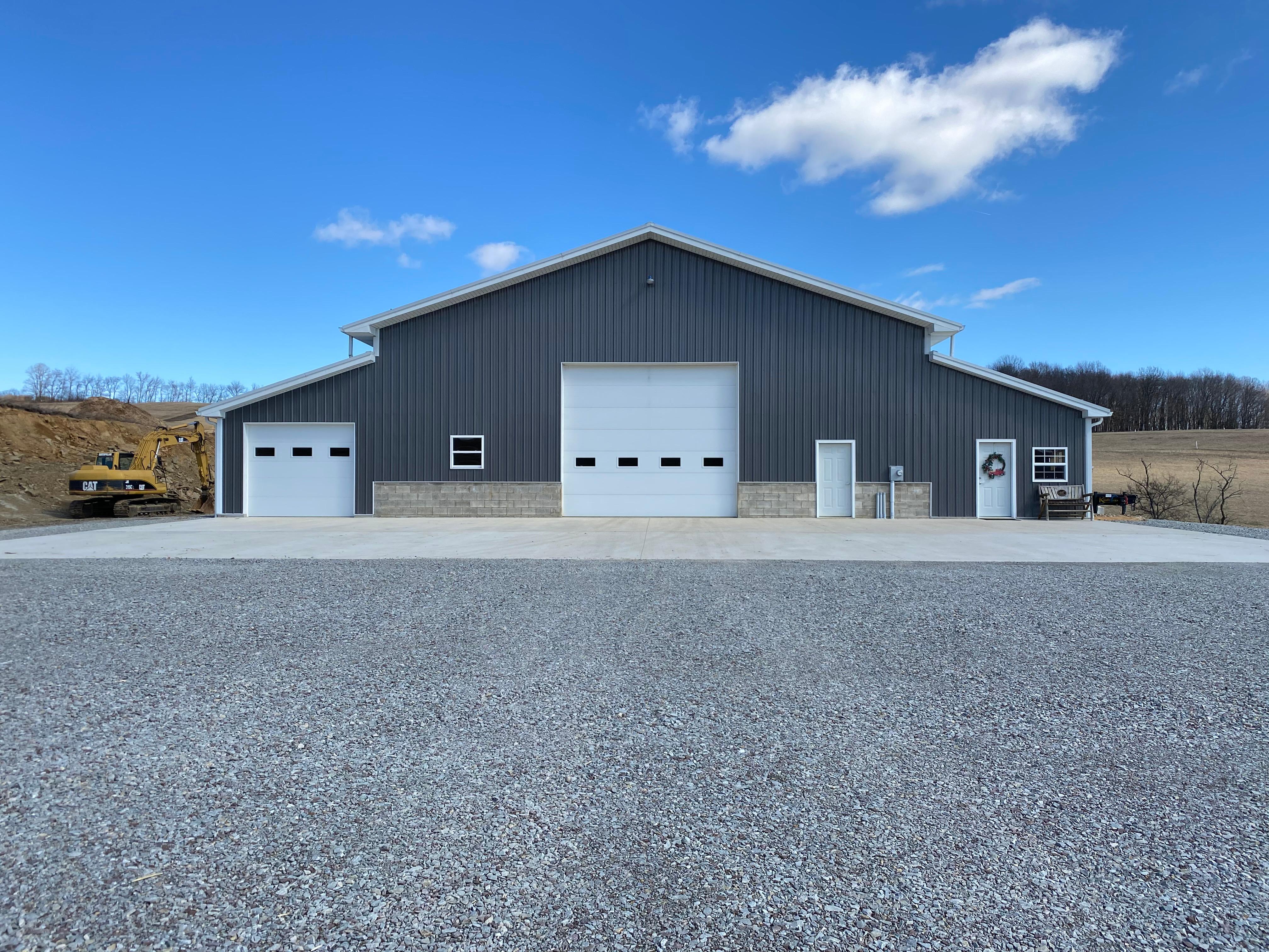 Mike Ament Construction, LLC Logo