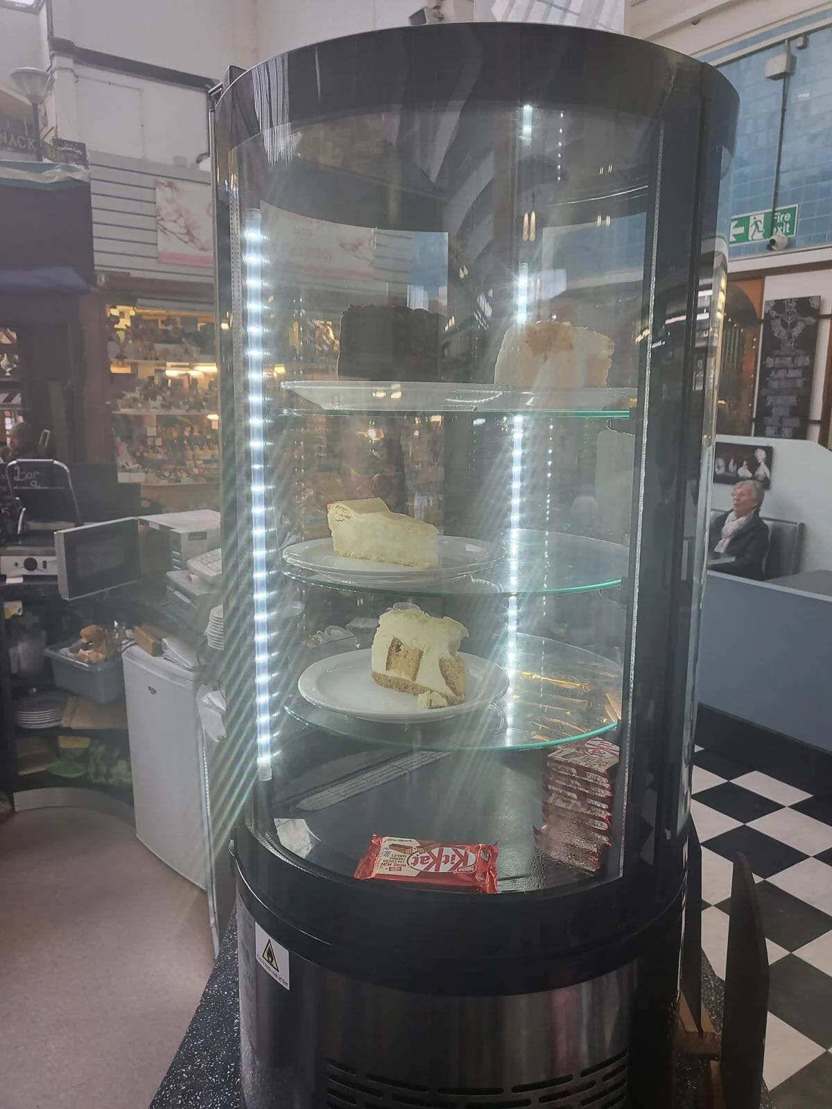 Images Downtown Cafe