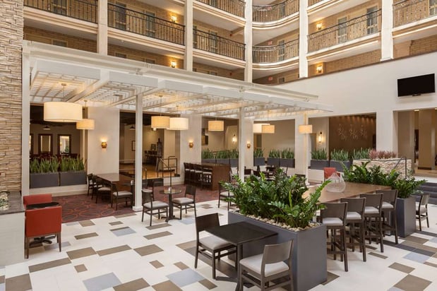 Images Embassy Suites by Hilton Baton Rouge