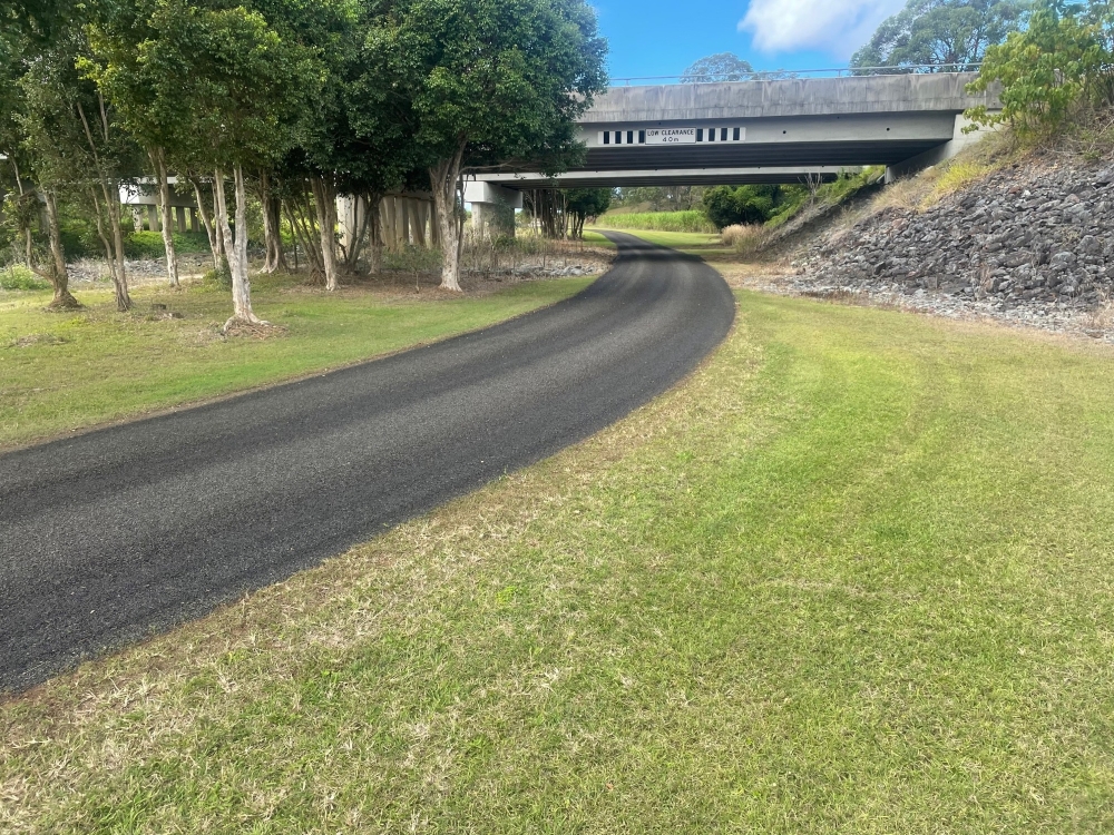 Images East Coast Asphalt & Concrete Edging