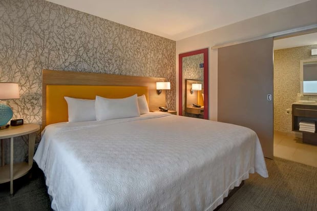 Images Home2 Suites by Hilton Eau Claire South