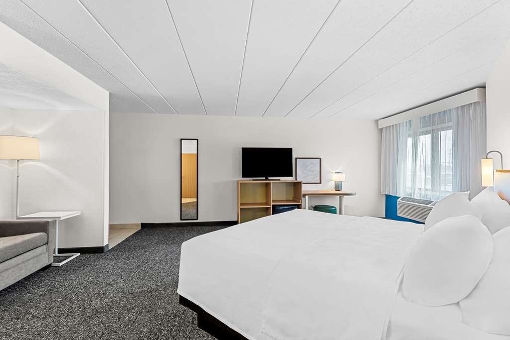 Guest room