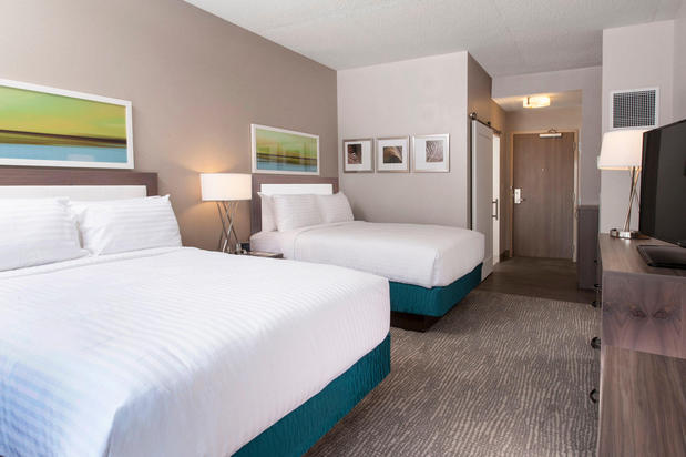 Images Holiday Inn Cleveland Clinic by IHG
