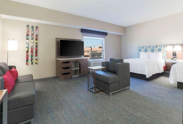 Images Hampton Inn & Suites Pittsburgh-Downtown