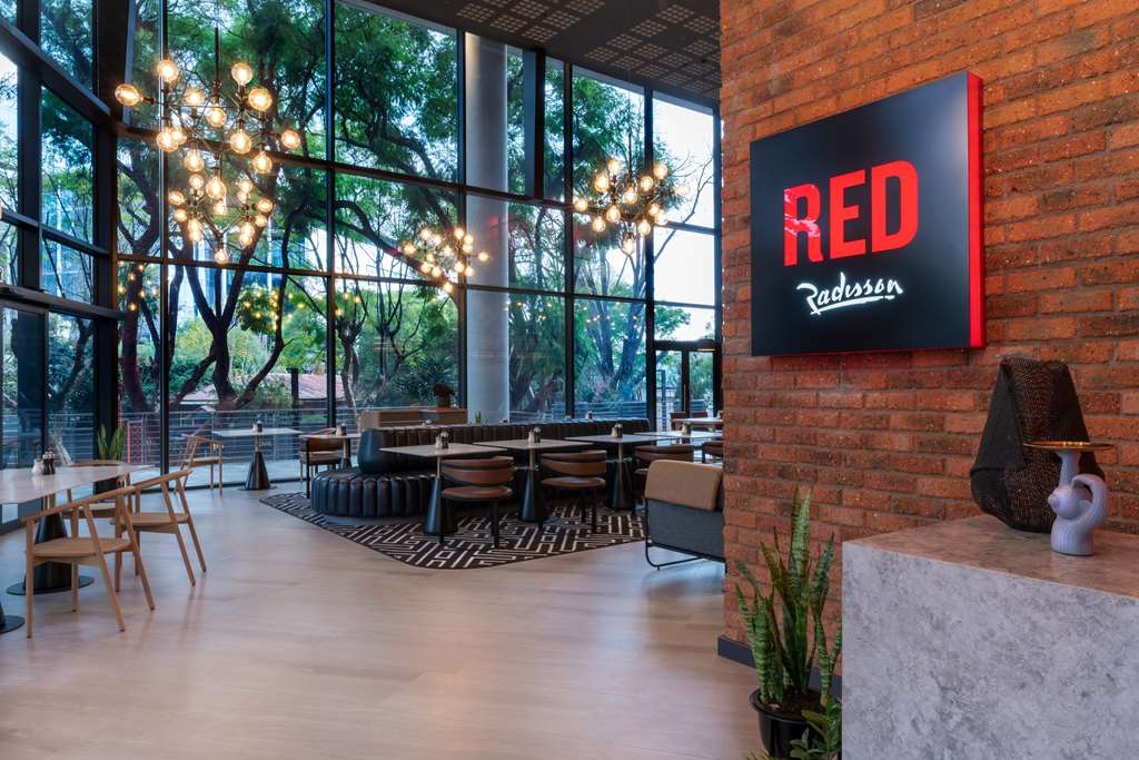 Images Radisson RED Johannesburg Rosebank