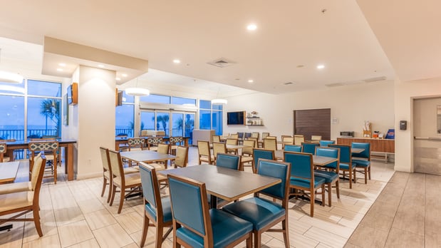Images Holiday Inn Express & Suites Panama City Beach - Beachfront by IHG
