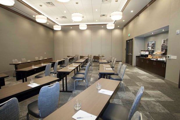 Images Hampton Inn & Suites Downtown St. Paul