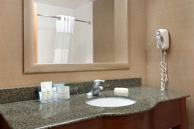 Images Hampton Inn & Suites Birmingham East Irondale