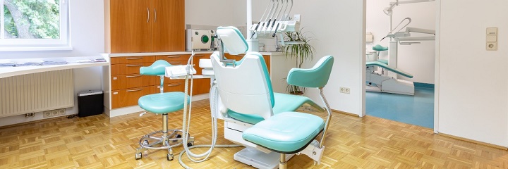 Dr. Josef Hobl, Brunner Gasse 29 in Perchtoldsdorf