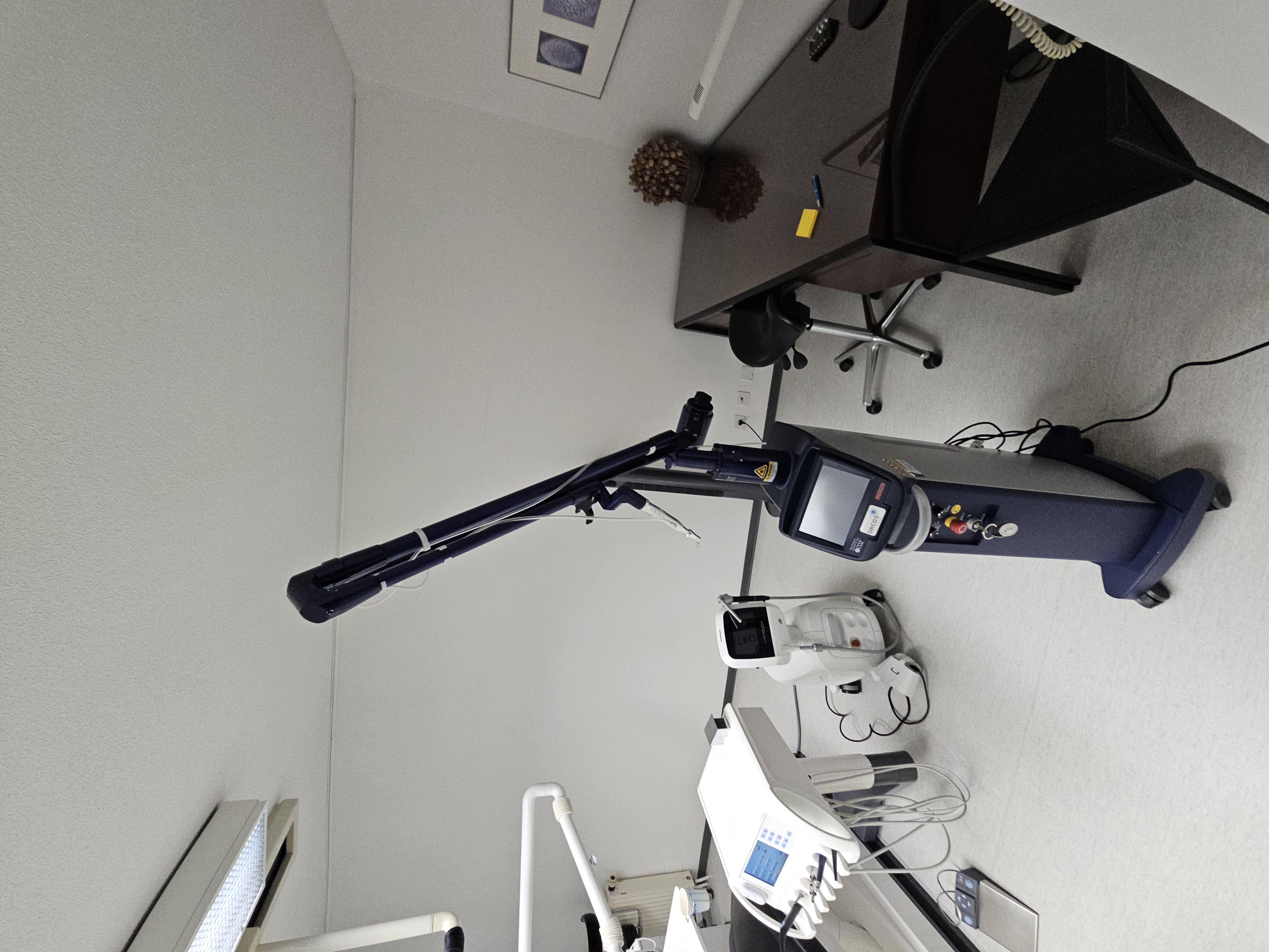 Bilder Aebi-Dent Sàrl