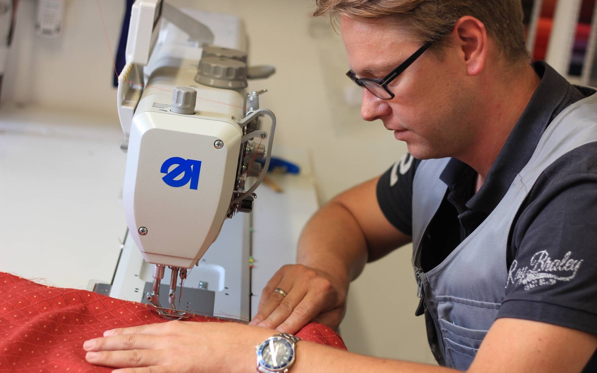 Kirchmayr Markus - Tapezierer, Almerstraße 10 in Saalfelden am Steinernen Meer