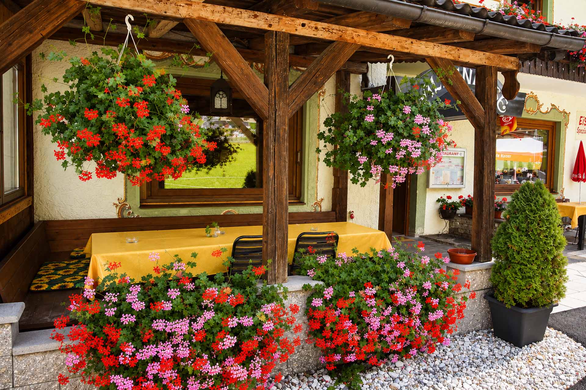 Gasthof Alpenrose & Pension Nina, Gschnitz 61 in Gschnitz