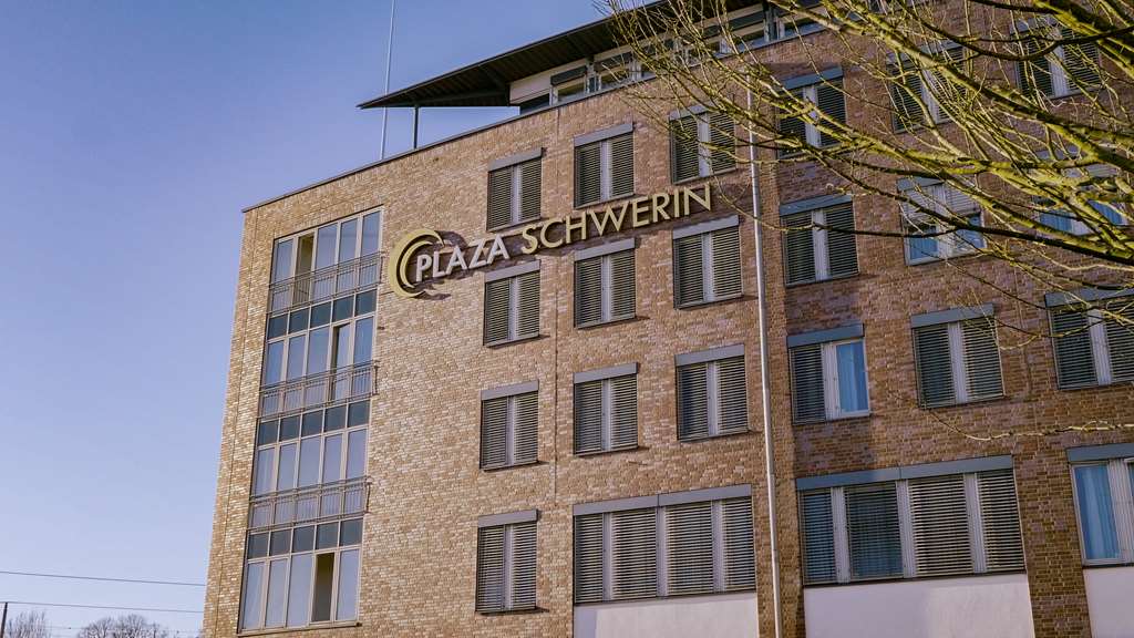 PLAZA Premium Schwerin, Sure Hotel Collection by Best Western in Schwerin in Mecklenburg - Logo