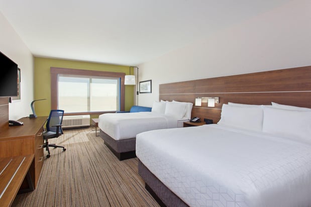 Images Holiday Inn Express & Suites Moses Lake by IHG