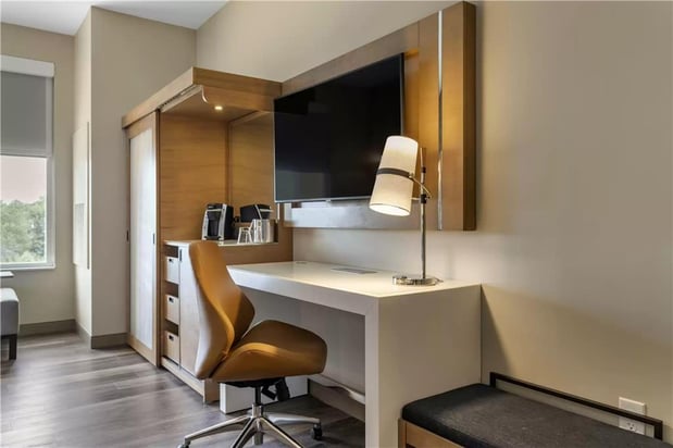 Images DoubleTree by Hilton Greenville Woodruff Road