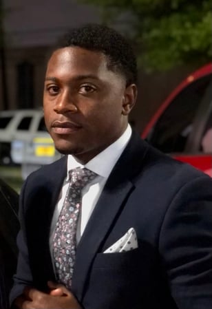 Images TYRONE JONES: Allstate Insurance