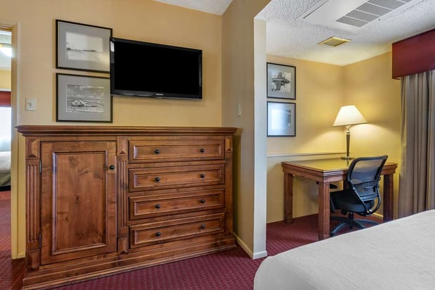 Images Best Western Plus King's Inn & Suites