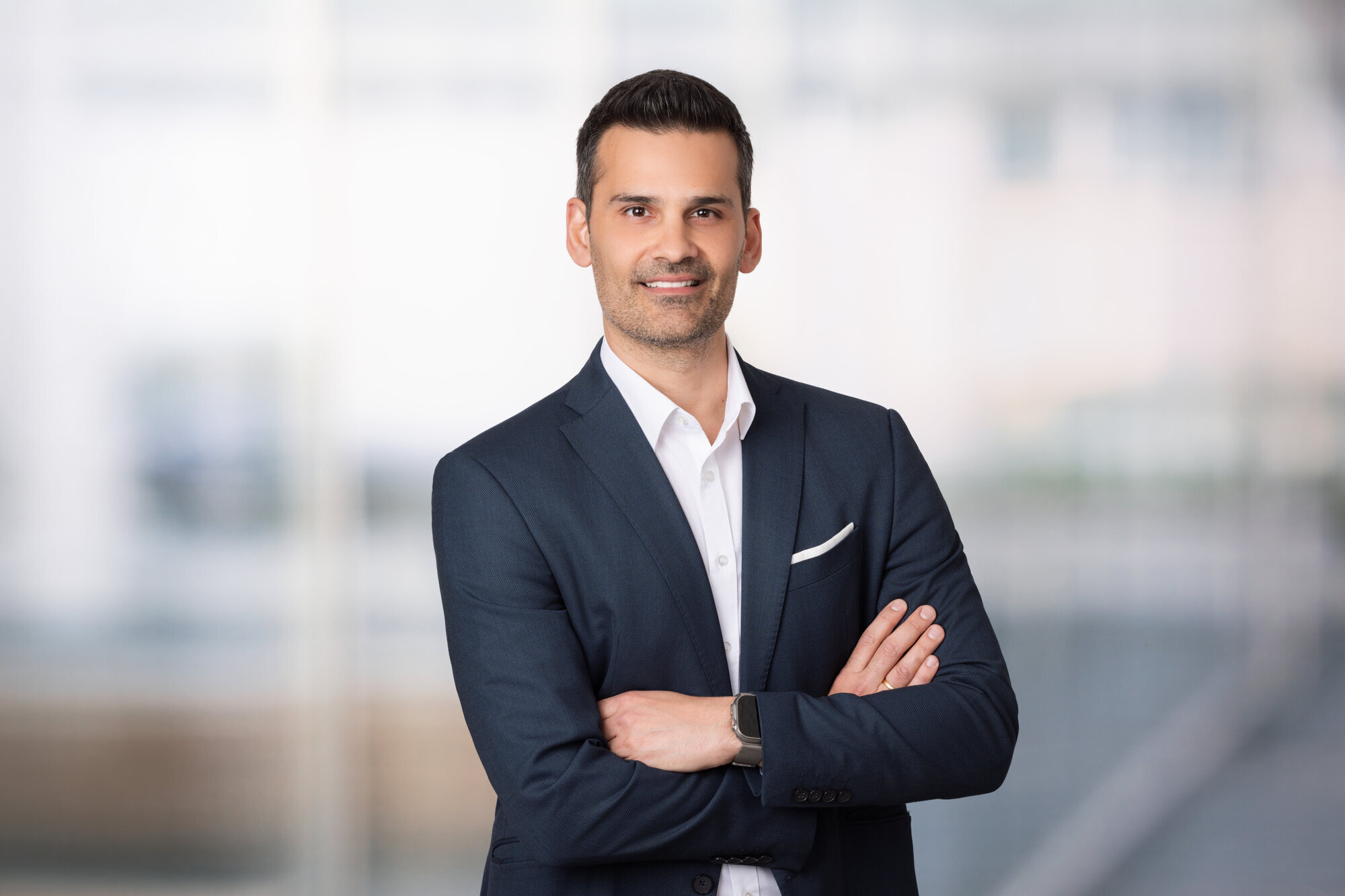 Bilder Dr. Nichlos - Plastische Chirurgie Frankfurt