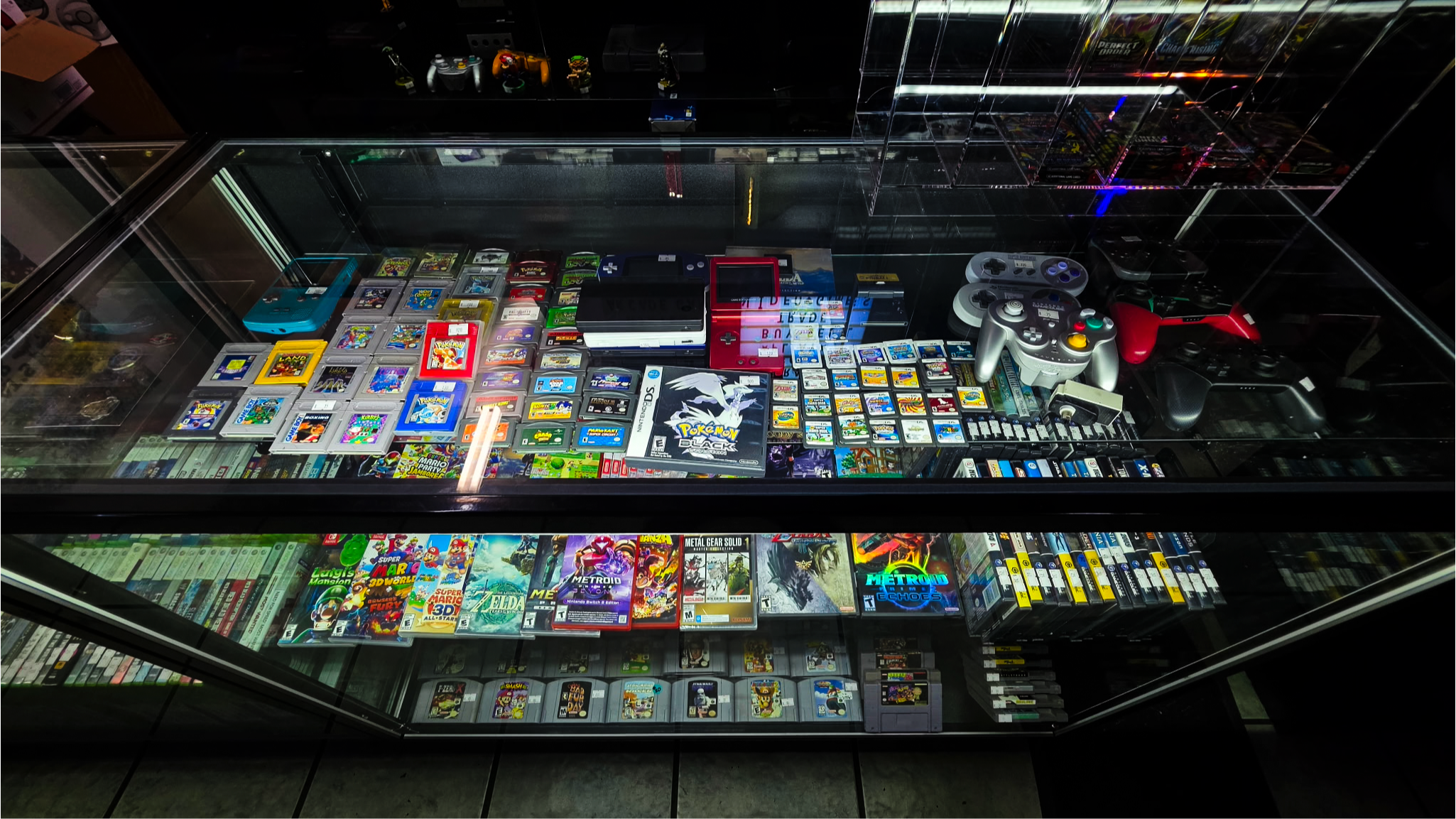 Shop retro and modern video games at MoonAge, with games, consoles, handheld systems, and controllers from generations of Nintendo, PlayStation, Xbox, Game Boy, Nintendo DS, GameCube, and more. Buy, sell, or trade your games and discover an old favorite: Or your next one!