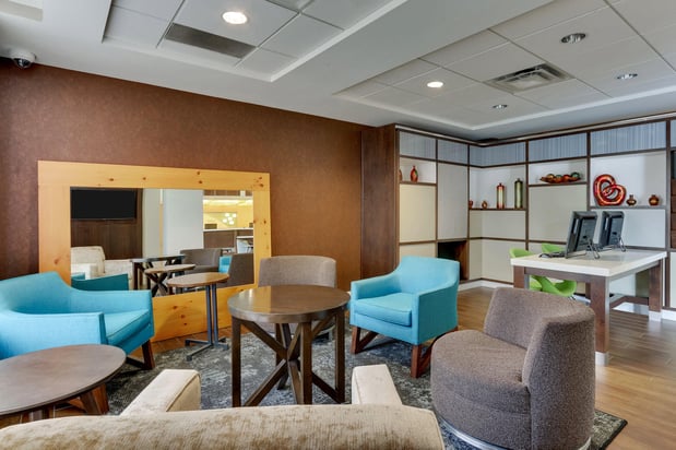 Images Holiday Inn Franklin - Cool Springs by IHG
