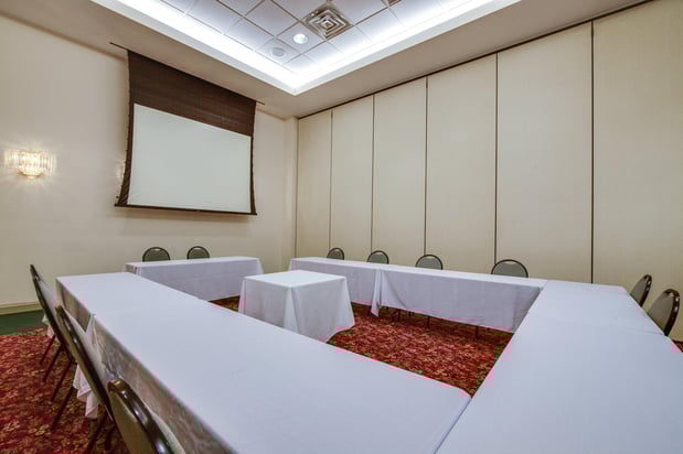 Images Holiday Inn Express & Suites Greensboro-East by IHG