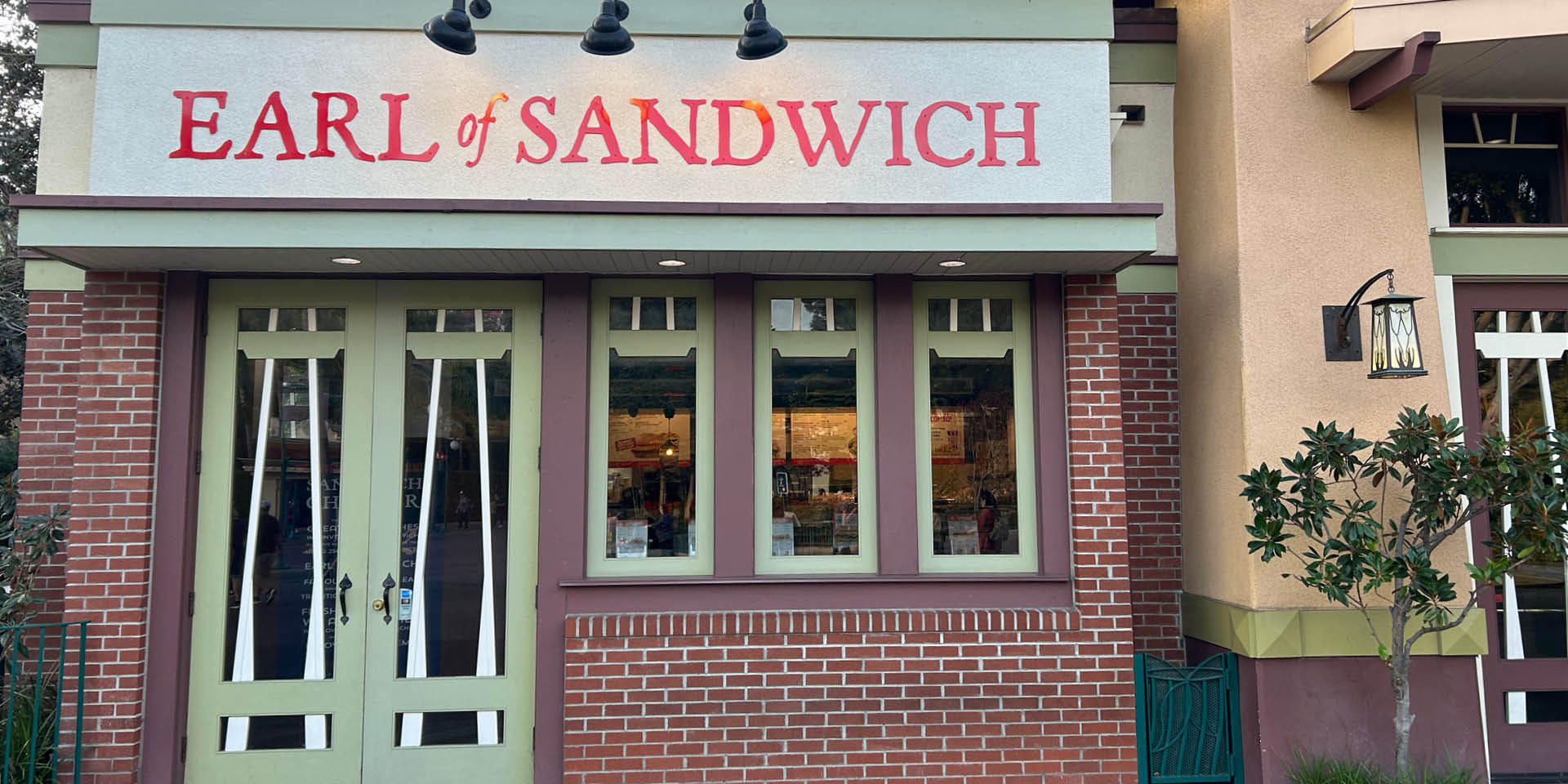 The front of the Earl of Sandwich restaurant at Downtown Disney!